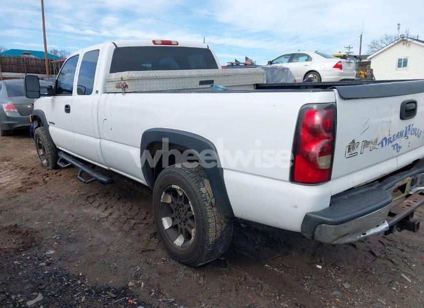 Photo 3 of 2006 Chevrolet Silverado 2500HD LS (VIN 1GCHC29U86E148422)
