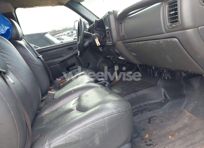 Photo 5 of 2006 Chevrolet Silverado 2500HD LS (VIN 1GCHC29U86E148422)