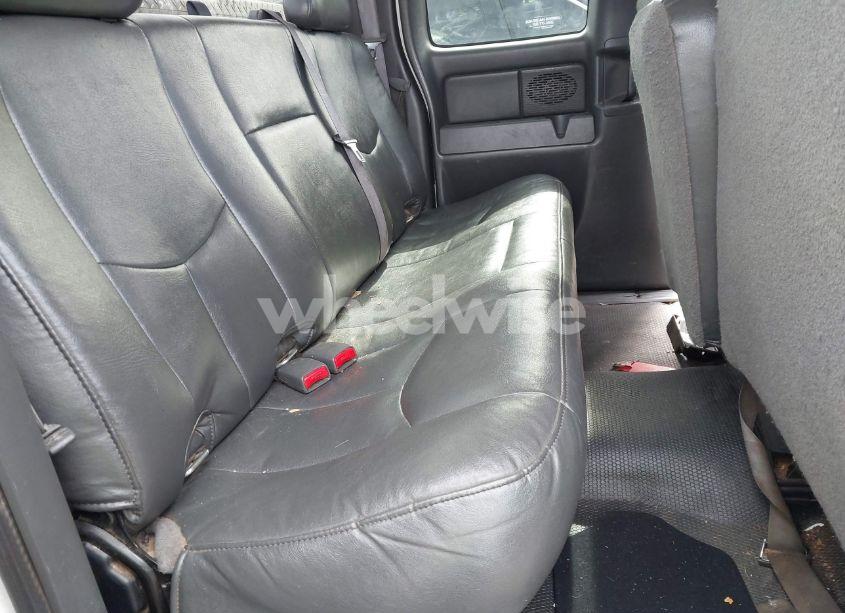 Photo 8 of 2006 Chevrolet Silverado 2500HD LS (VIN 1GCHC29U86E148422)