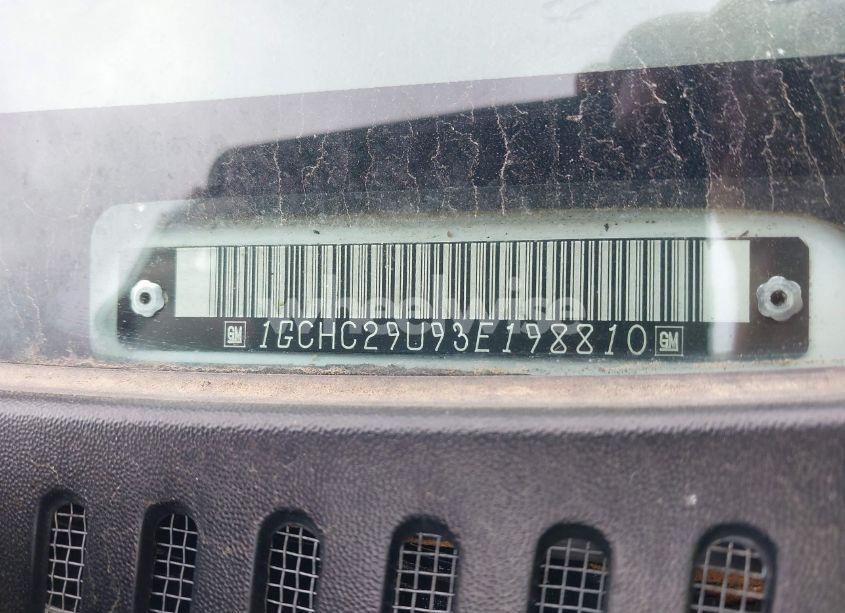 Photo 9 of 2003 Chevrolet Silverado 2500HD (VIN 1GCHC29U93E198810)