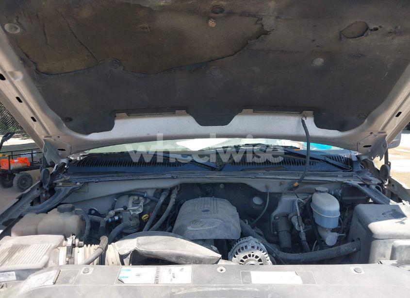 Photo 10 of 2005 Chevrolet Silverado 2500HD WORK TRUCK (VIN 1GCHC29U95E248091)