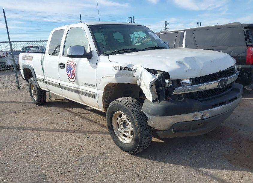 2002 Chevrolet Silverado 2500HD LS (VIN 1GCHC29UX2E263257) main photo