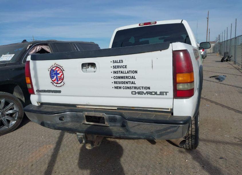 Photo 17 of 2002 Chevrolet Silverado 2500HD LS (VIN 1GCHC29UX2E263257)