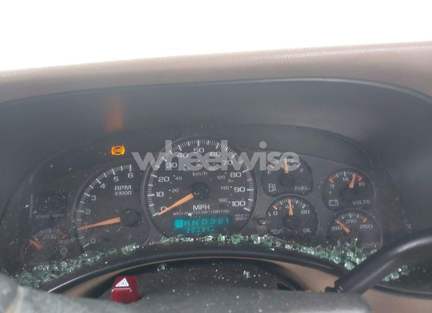Photo 7 of 2002 Chevrolet Silverado 2500HD LS (VIN 1GCHC29UX2E263789)