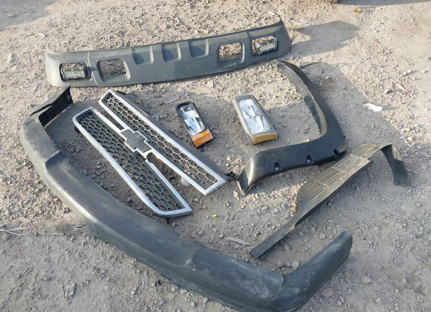 Photo 12 of 2005 Chevrolet Silverado 2500HD LS (VIN 1GCHC29UX5E120331)