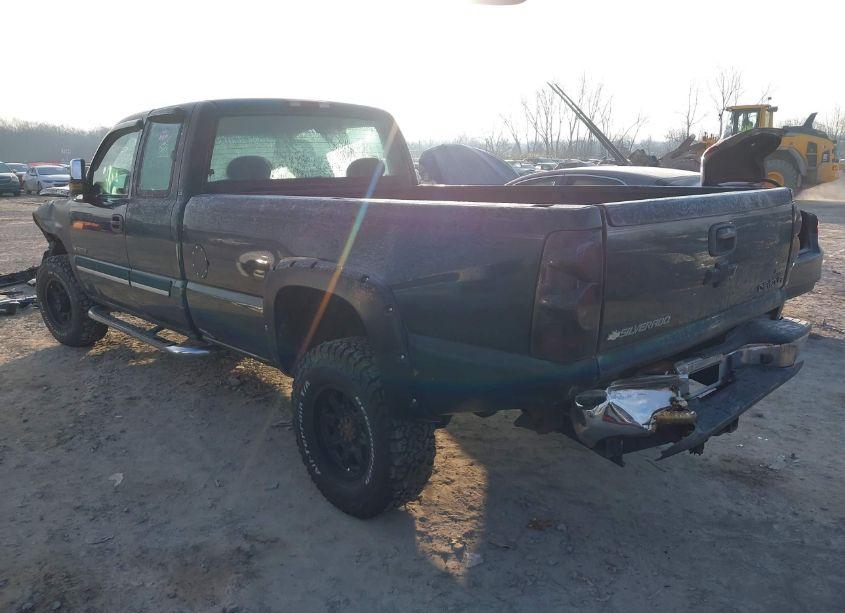 Photo 3 of 2005 Chevrolet Silverado 2500HD LS (VIN 1GCHC29UX5E120331)