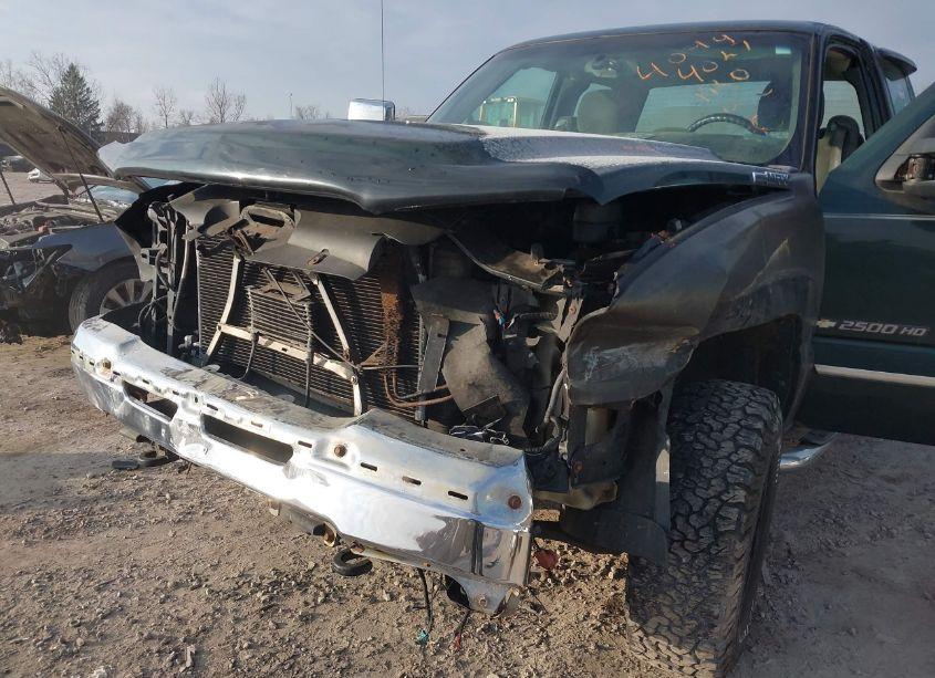 Photo 6 of 2005 Chevrolet Silverado 2500HD LS (VIN 1GCHC29UX5E120331)