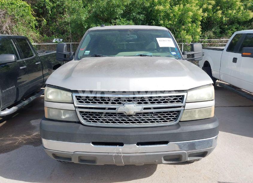 Photo 6 of 2005 Chevrolet Silverado 2500HD LS (VIN 1GCHC29UX5E206741)