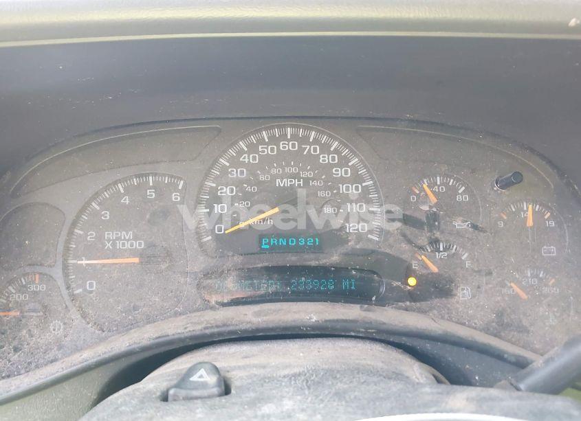 Photo 7 of 2005 Chevrolet Silverado 2500HD LS (VIN 1GCHC29UX5E206741)