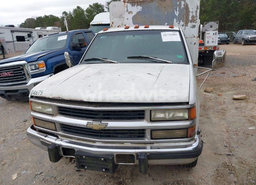Photo 6 of 1995 Chevrolet Gmt-400 C3500 (VIN 1GCHC33F3SF003776)