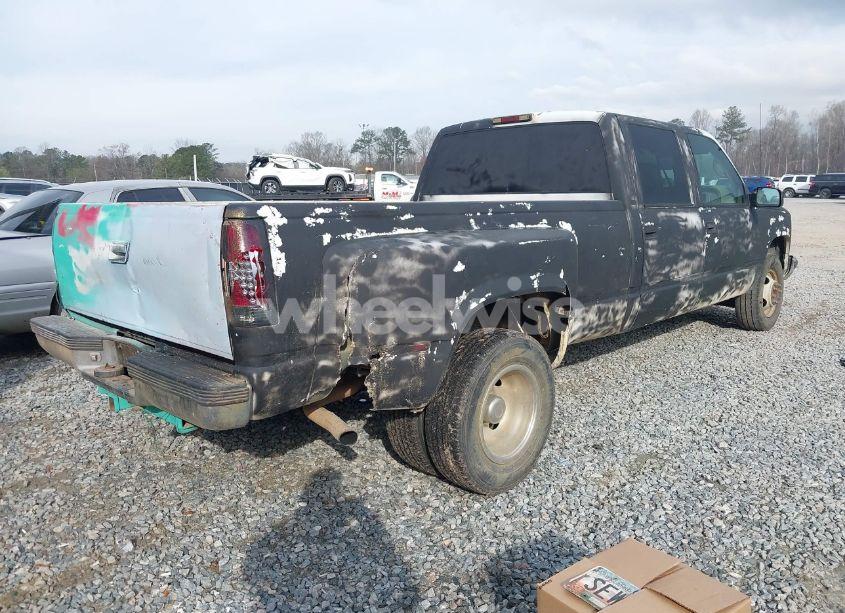 Photo 4 of 2000 Chevrolet C3500 (VIN 1GCHC33F5YF467919)