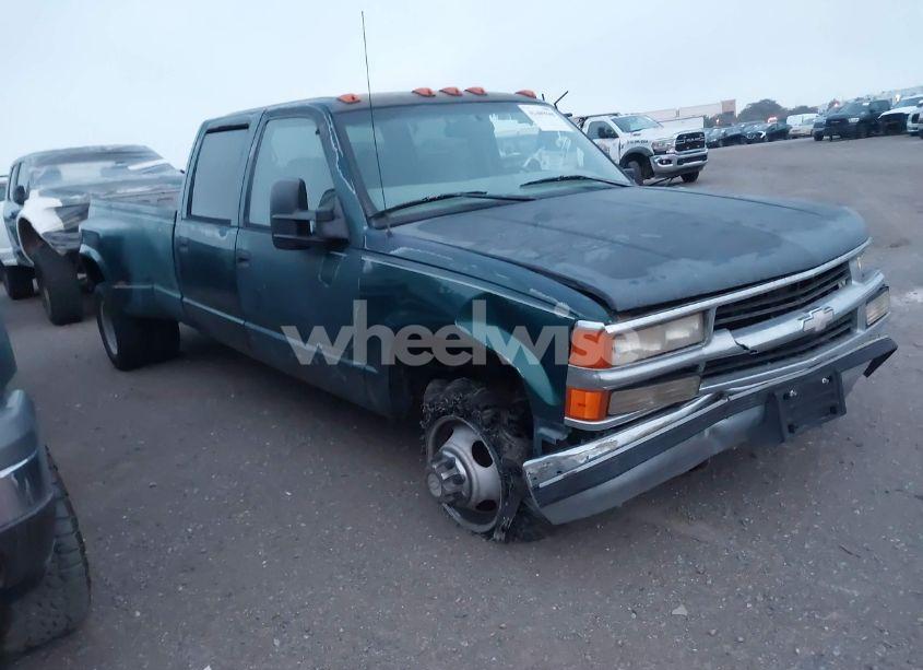 1997 Chevrolet C3500 HD FLEETSIDE (VIN 1GCHC33J4VF037105) main photo