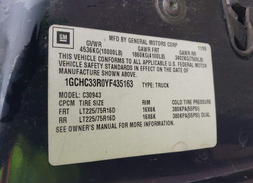 Photo 9 of 2000 Chevrolet C3500 (VIN 1GCHC33R0YF435163)