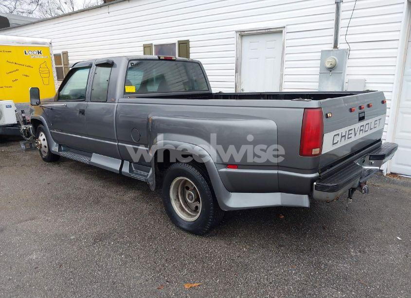 Photo 3 of 1994 Chevrolet Gmt-400 C3500 (VIN 1GCHC39F3RE148677)