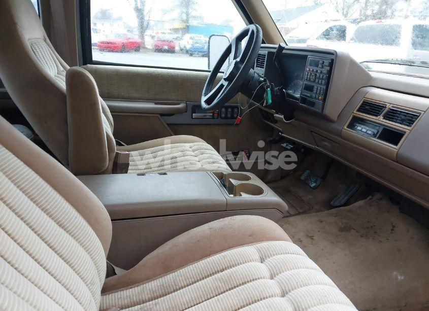 Photo 5 of 1994 Chevrolet Gmt-400 C3500 (VIN 1GCHC39F3RE148677)