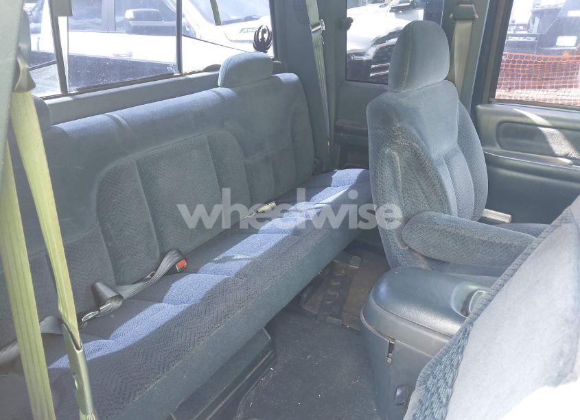 Photo 8 of 1995 Chevrolet Gmt-400 C3500 (VIN 1GCHC39N5SE112728)