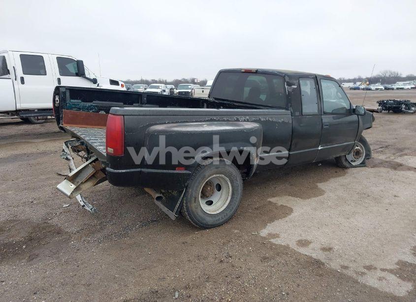 Photo 4 of 1997 Chevrolet C3500 HD FLEETSIDE (VIN 1GCHC39R8VF017050)