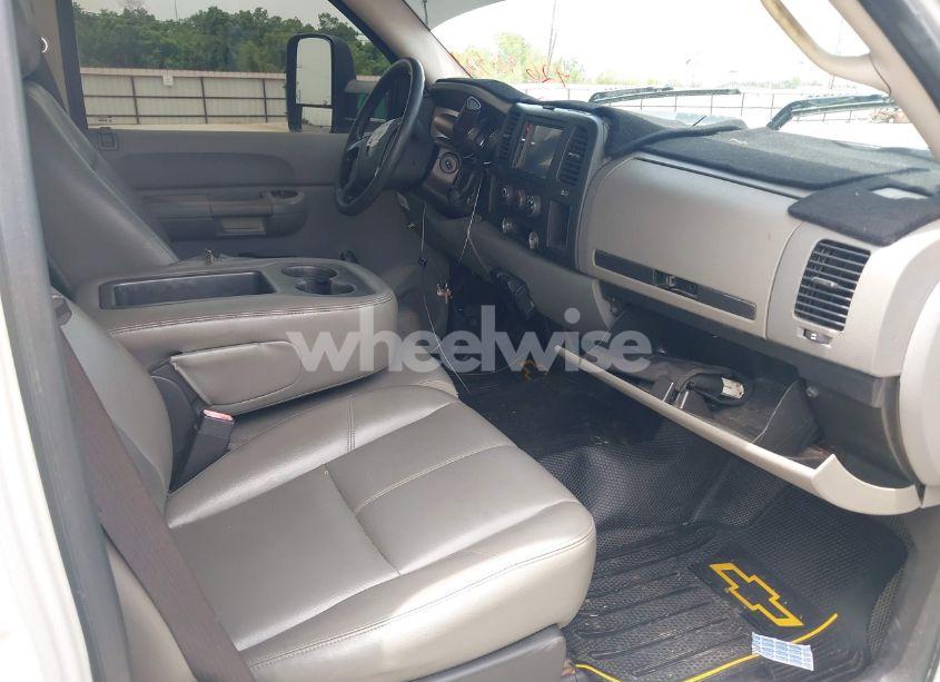 Photo 5 of 2009 Chevrolet Silverado 2500HD WORK TRUCK (VIN 1GCHC43609F161704)