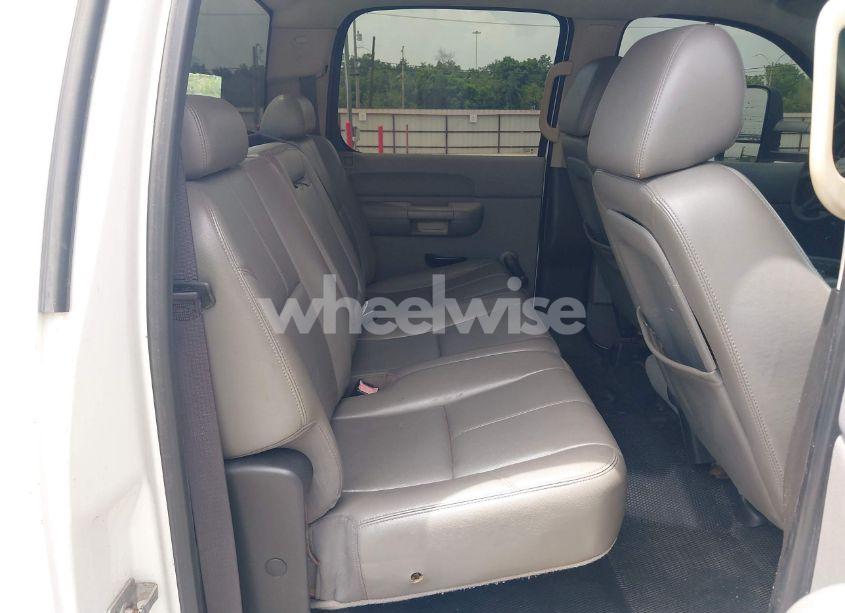 Photo 8 of 2009 Chevrolet Silverado 2500HD WORK TRUCK (VIN 1GCHC43609F161704)