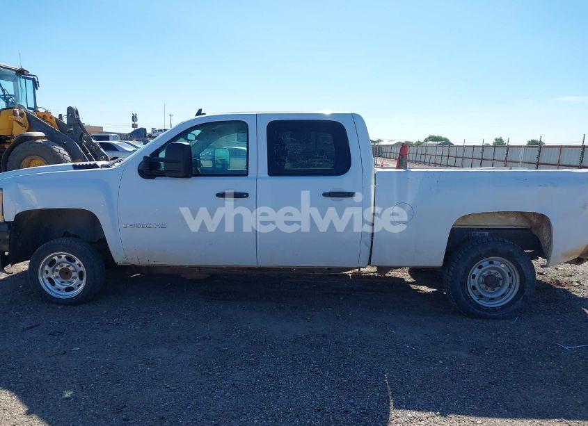 Photo 14 of 2009 Chevrolet Silverado 2500HD WORK TRUCK (VIN 1GCHC43K49F122840)