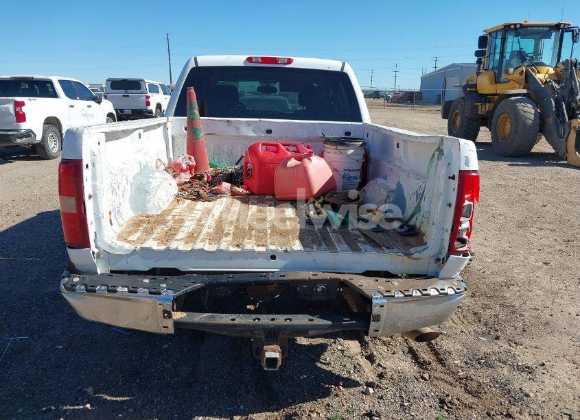 Photo 16 of 2009 Chevrolet Silverado 2500HD WORK TRUCK (VIN 1GCHC43K49F122840)