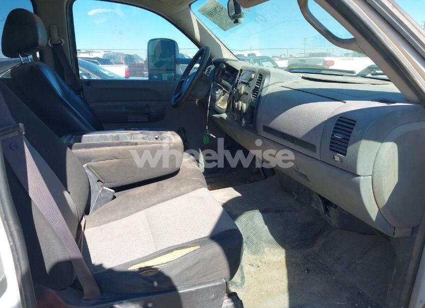 Photo 5 of 2009 Chevrolet Silverado 2500HD WORK TRUCK (VIN 1GCHC43K49F122840)