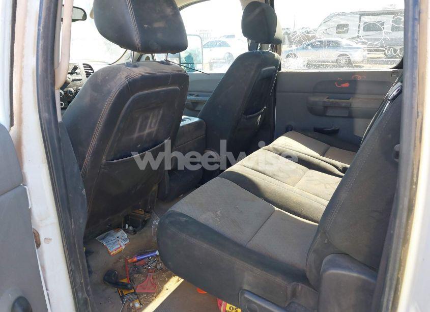 Photo 8 of 2009 Chevrolet Silverado 2500HD WORK TRUCK (VIN 1GCHC43K49F122840)
