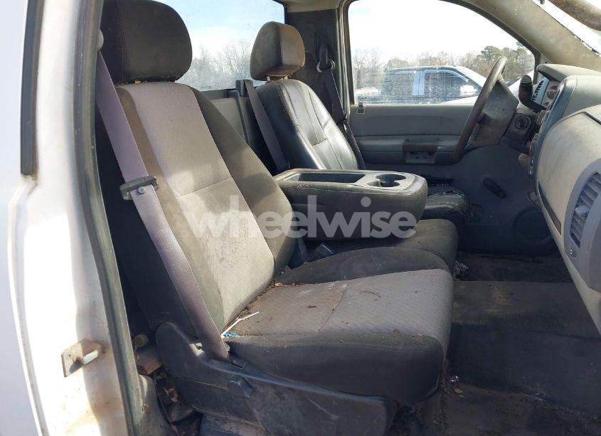 Photo 8 of 2009 Chevrolet Silverado 2500HD WORK TRUCK (VIN 1GCHC44K09E104534)