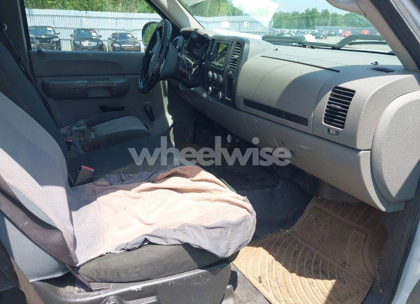 Photo 5 of 2009 Chevrolet Silverado 2500HD WORK TRUCK (VIN 1GCHC49K59E135299)