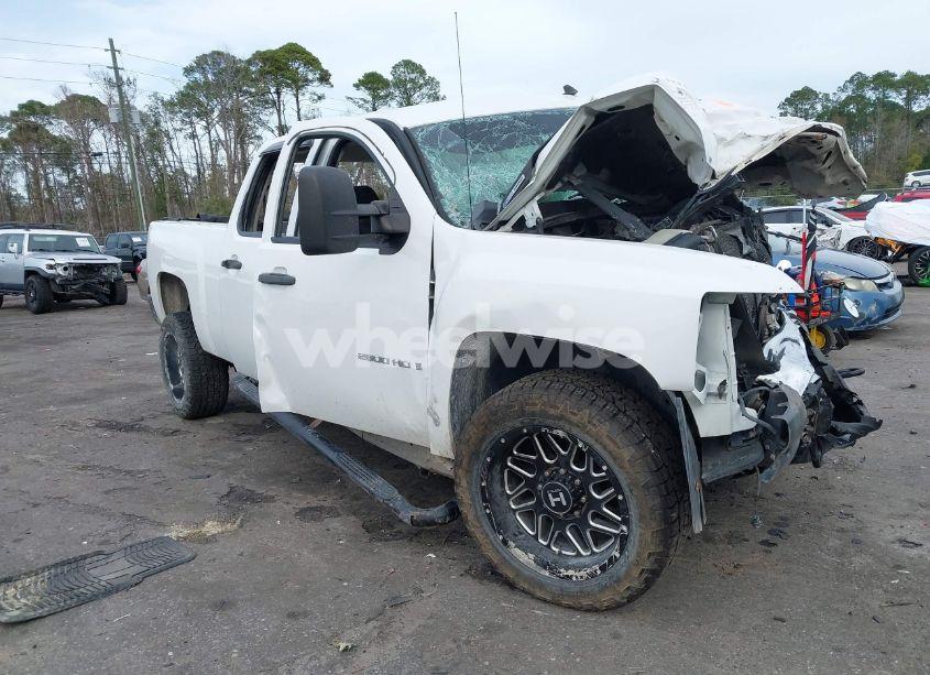2009 Chevrolet Silverado 2500HD LT (VIN 1GCHC53679F116961) main photo
