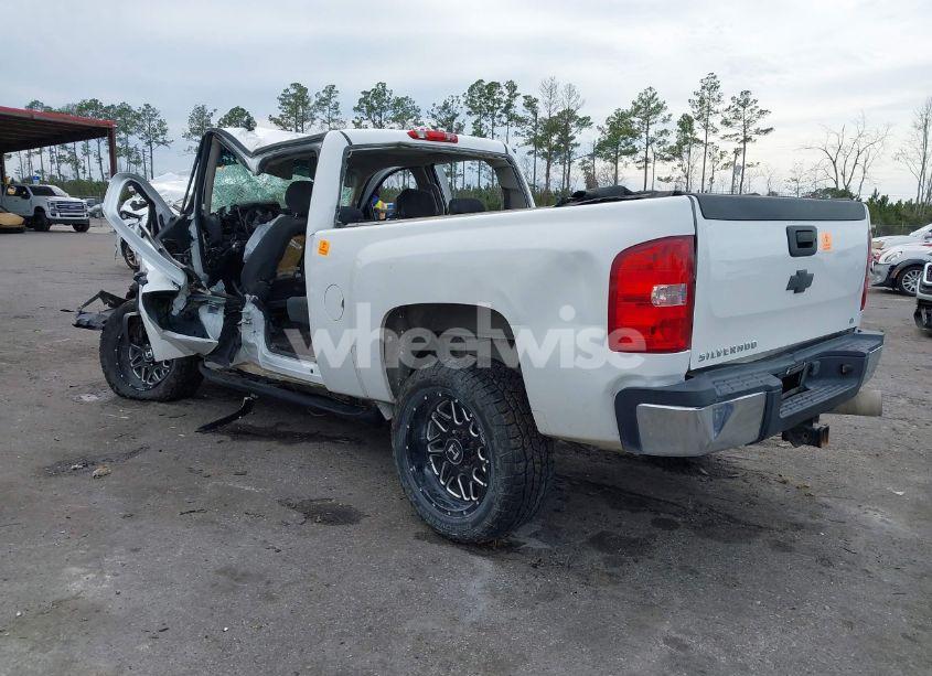 Photo 3 of 2009 Chevrolet Silverado 2500HD LT (VIN 1GCHC53679F116961)