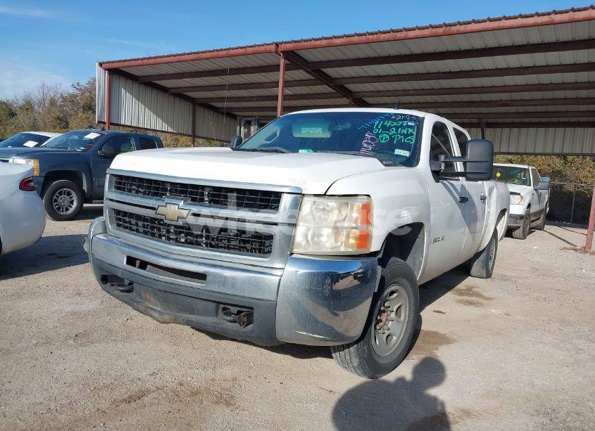 Photo 2 of 2009 Chevrolet Silverado 2500HD LT (VIN 1GCHC53K39F114007)