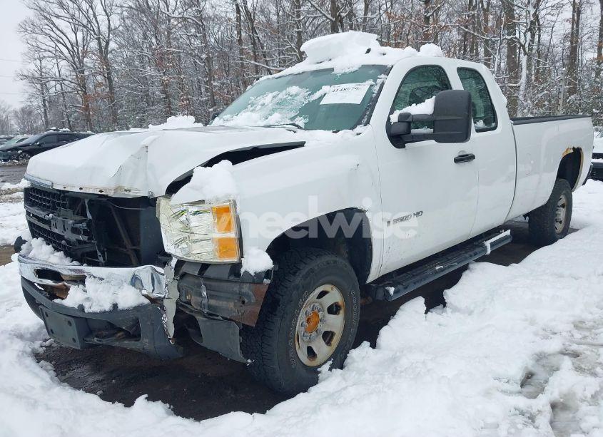 Photo 2 of 2009 Chevrolet Silverado 3500HD WORK TRUCK (VIN 1GCHC79K69E151898)