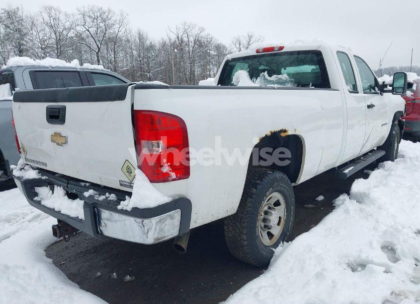 Photo 4 of 2009 Chevrolet Silverado 3500HD WORK TRUCK (VIN 1GCHC79K69E151898)