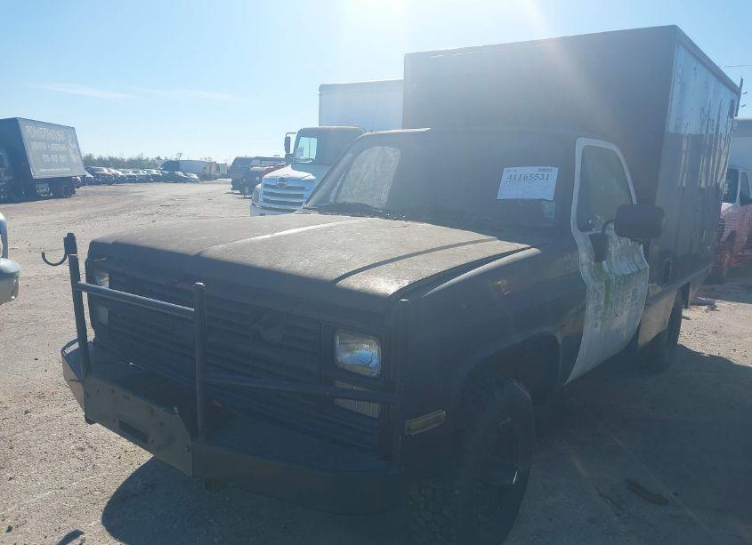 Photo 2 of 1984 Chevrolet D30 MILITARY POSTAL UNIT (VIN 1GCHD34JXEF344337)