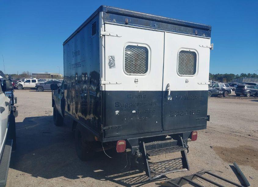 Photo 3 of 1984 Chevrolet D30 MILITARY POSTAL UNIT (VIN 1GCHD34JXEF344337)