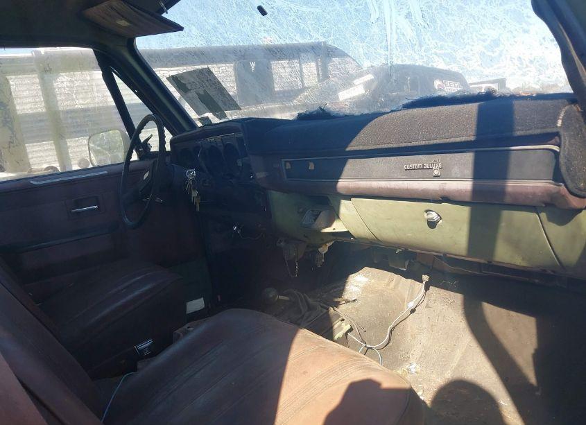 Photo 5 of 1984 Chevrolet D30 MILITARY POSTAL UNIT (VIN 1GCHD34JXEF344337)