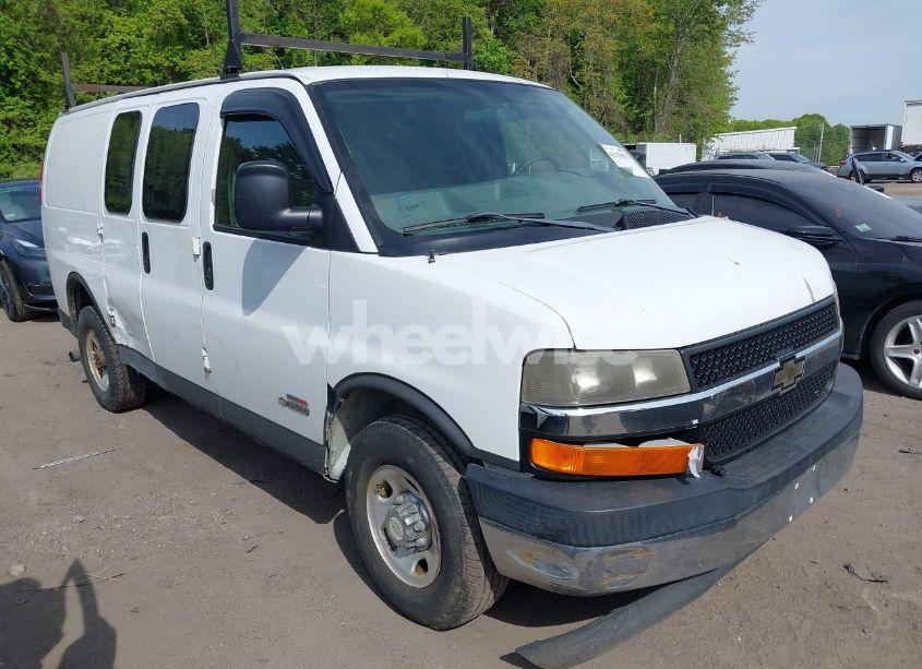 2006 Chevrolet Express WORK VAN (VIN 1GCHG352X61171450) main photo