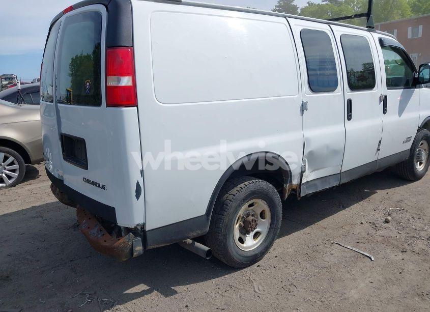 Photo 4 of 2006 Chevrolet Express WORK VAN (VIN 1GCHG352X61171450)
