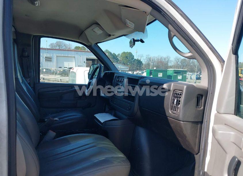 Photo 5 of 2008 Chevrolet Express WORK VAN (VIN 1GCHG35K881176861)