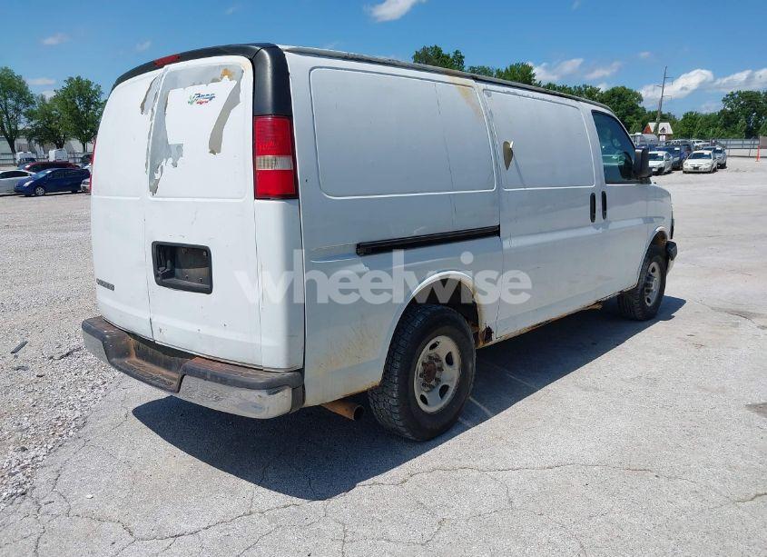 Photo 4 of 2009 Chevrolet Express 3500 WORK VAN (VIN 1GCHG35K991103001)
