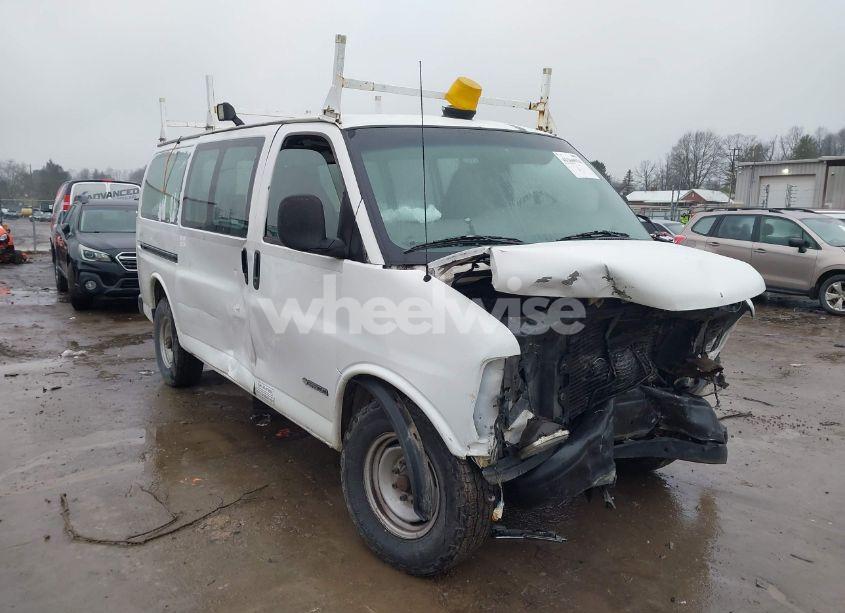 2000 Chevrolet Express (VIN 1GCHG35R7Y1144190) main photo