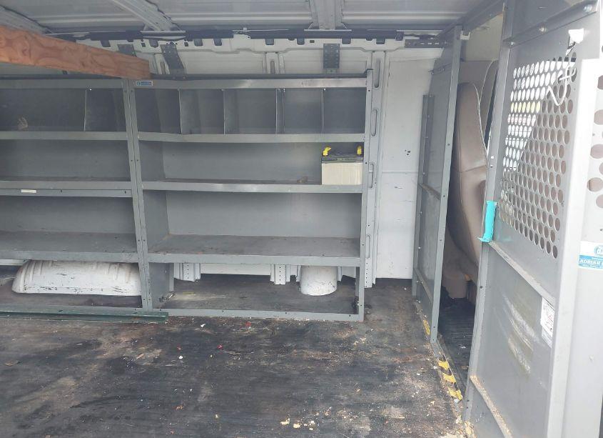 Photo 8 of 2006 Chevrolet Express WORK VAN (VIN 1GCHG35U261248698)