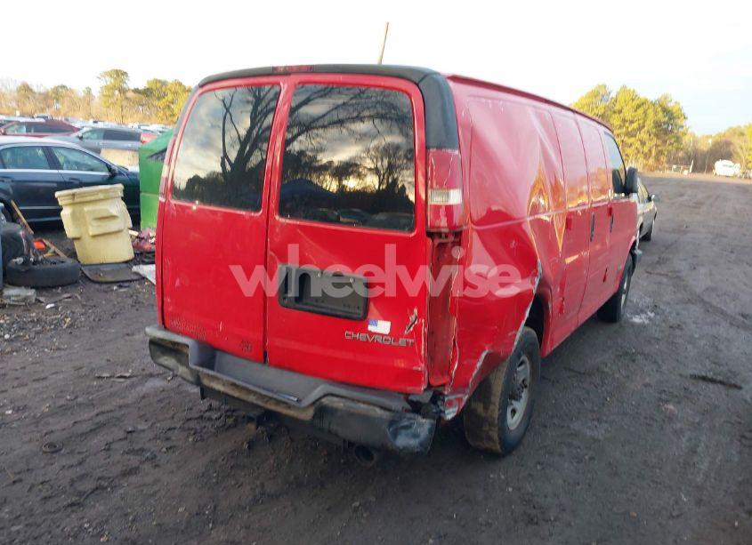 Photo 6 of 2003 Chevrolet Express (VIN 1GCHG35U331112382)