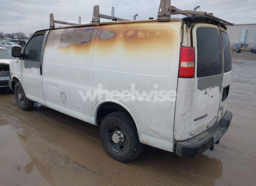 Photo 3 of 2007 Chevrolet Express WORK VAN (VIN 1GCHG35U371192286)