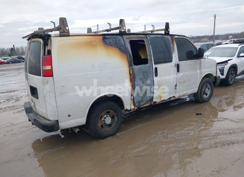 Photo 4 of 2007 Chevrolet Express WORK VAN (VIN 1GCHG35U371192286)