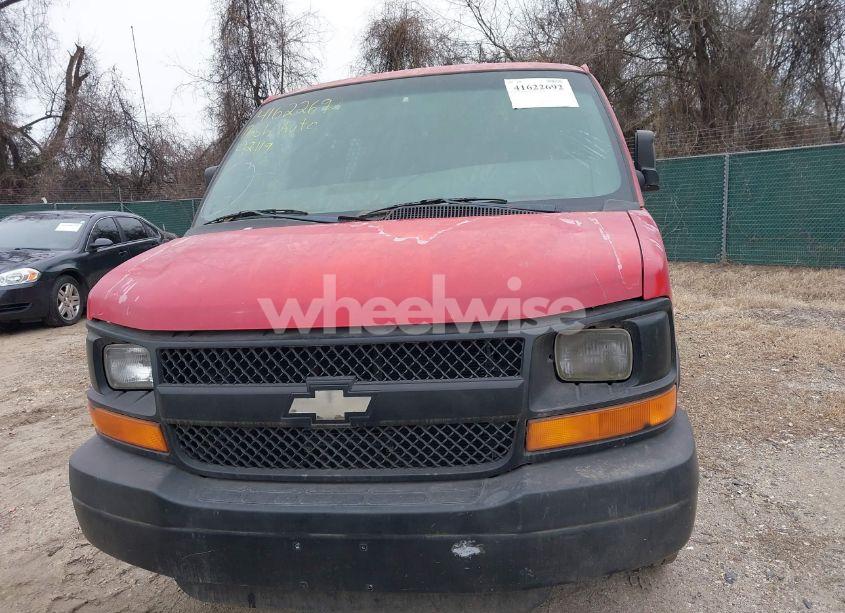 Photo 14 of 2003 Chevrolet Express (VIN 1GCHG35U631188095)