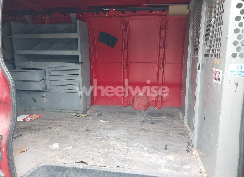 Photo 8 of 2003 Chevrolet Express (VIN 1GCHG35U631188095)