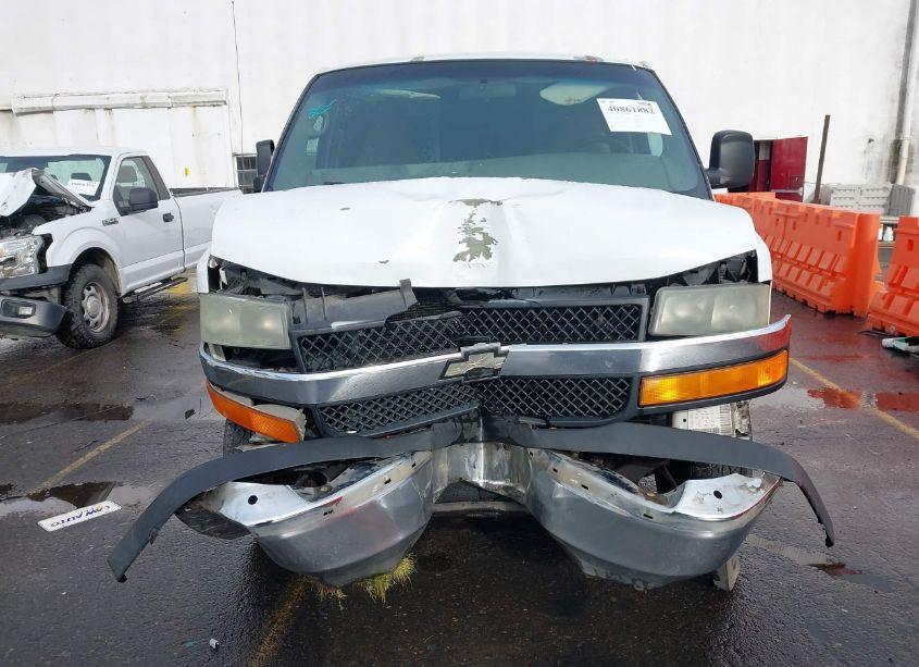 Photo 11 of 2004 Chevrolet Express (VIN 1GCHG35U641149640)