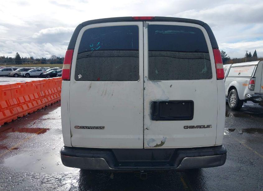 Photo 15 of 2004 Chevrolet Express (VIN 1GCHG35U641149640)